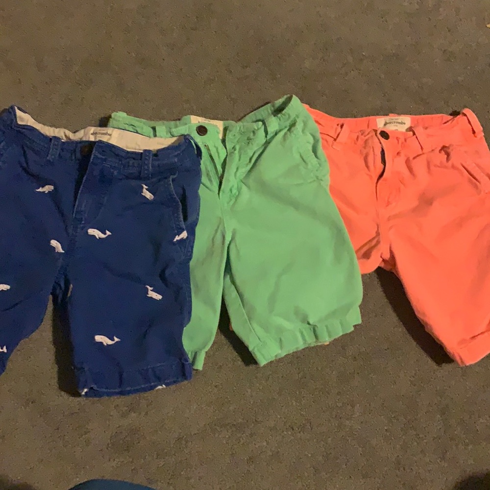 Three pair of Abercrombie boys shorts, blue with Wales, mint green, and peach